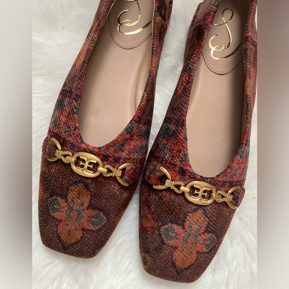New! Sam Edelman Tapestry Flats - Picture 2 of 6